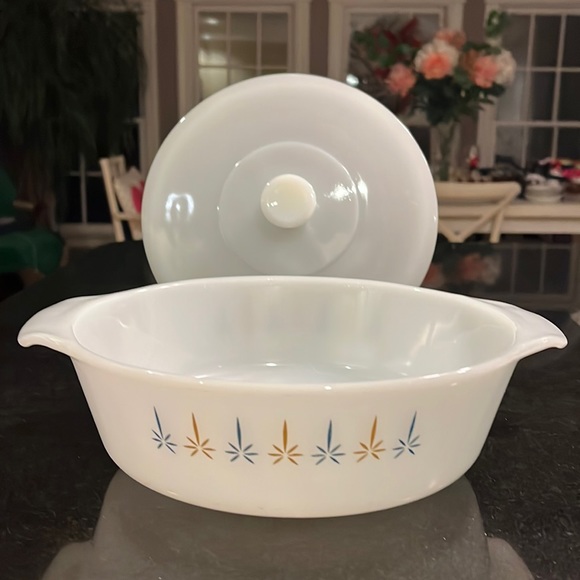 1 1/2 QT - Fire King Atomic Starburst Candle Glow  Glass Casserole - Picture 2 of 15
